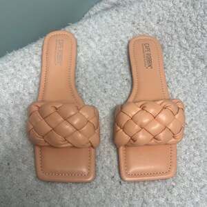 Cape Robbin Women's Peach Braided Mules Comfort Slip-On Square Toe Size 8